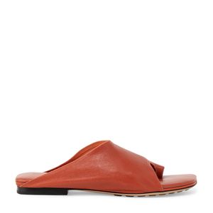 Leather flat sandals
