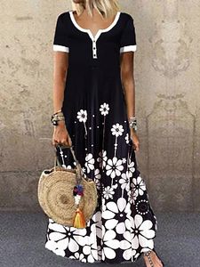 Round Neck Patch Pocket Floral Printed Maxi Dress