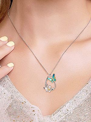 Casual Flower Butterfly Pendant Necklace
