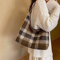 Women's Shoulder Bag Nylon Daily Zipper Large Capacity Foldable Lightweight Geometric Red Green Khaki miniinthebox - thumbnail