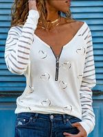 Female Love Printed V-neck Zipper Long-sleeved T-shirt