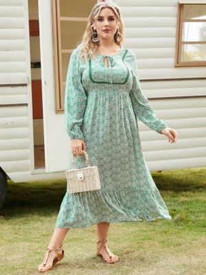 YOINS Plus Size Square Neck Calico Cut Out Tie-up Design Long Sleeves Maxi Dress YOINS Plus Size Square Neck Calico Cut Out Tie-up Design Long Sleeves Maxi Dress