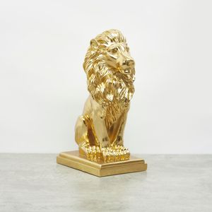 Lion Decor Figurine - 20x13x34 cms