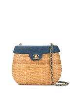 Chanel Pre-Owned Chain Basket woven shoulder bag - Brown