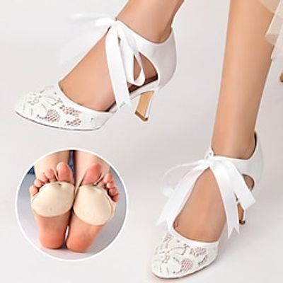 Women's Wedding Shoes Low Heel Pumps Valentines Gifts Party Wedding Heels Bridal Bridesmaid Shoes Kitten Heel Round Toe Elegant Vintage Lace Satin Lace-up Black White With 1 Pair Front Foot Pads Lightinthebox