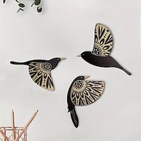 Bird Wood Wall Sign, Wooden Pattern Round Plaque Sign Wall Decor Accessories, For Home Decor Room Decor Household Items Lightinthebox - thumbnail