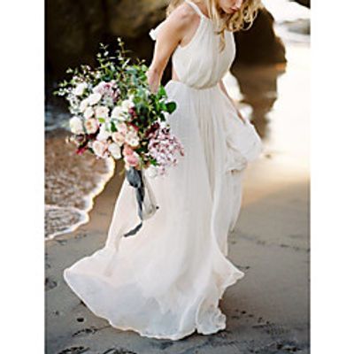 Sheath / Column Wedding Dresses Halter Neck Sweep / Brush Train Chiffon Sleeveless Country Beach with Pleats 2021 miniinthebox