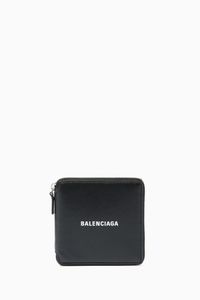 Cash Square Zipped Coin Wallet in Leather