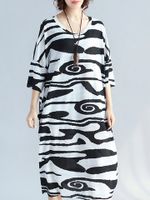 Casual Black and White Printed Batwing Sleeve Dresses