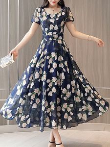 Round Neck Floral Printed Maxi Dress