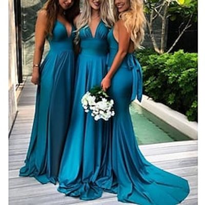 A-Line Bridesmaid Dress V Neck Sleeveless Elegant Court Train Charmeuse with Bow(s)  Pleats  Split Front 2022 Lightinthebox