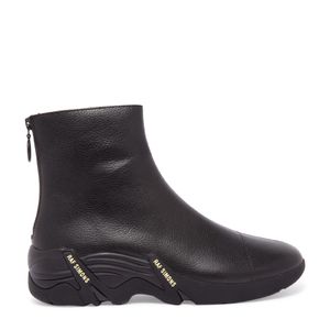 Cyclon boots