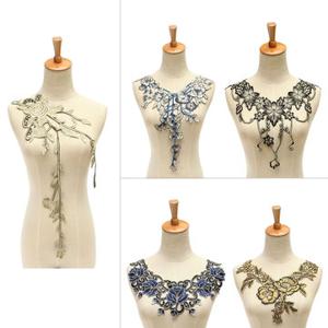 Lace Collar Neckline