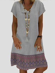 Round Neck Floral Printed Shift Dress
