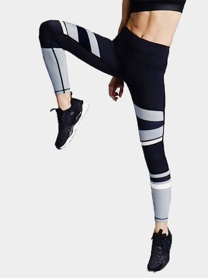 Black and White Contrasting Color Sports Leggings Black and White Contrasting Color Sports Leggings