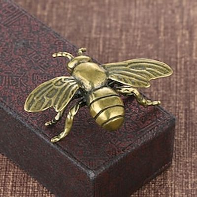 Copper Bee Statue, Elegant Hand Painted Pattern Mini Praying Decoration Lifelike Exquisite Antique for Desk, Solid Copper Antique Micro-Carved Antique Bronze Ware Metal Art Small Ornaments Golden Lightinthebox