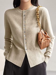Women's Retro Cashmere Sweater Slim Cardigan Sweater Long Sleeve Bottoming Shirt Top