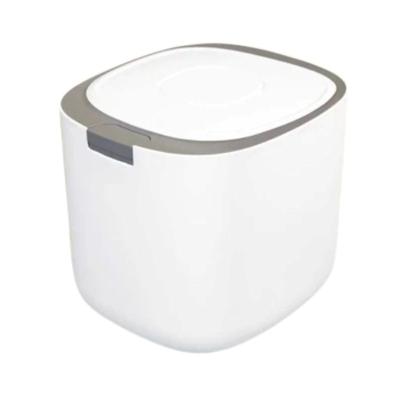 Pakeway Pet Food Container(5kg) - 28.5X25.5X23.8 Cm Pakeway Pet Food Container(5kg) - 28.5X25.5X23.8 Cm