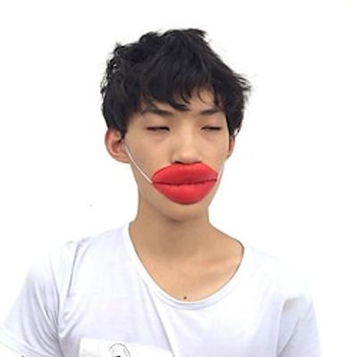 April Fool's Day Sausage Thick Mouth Prank Halloween Props Funny Big Mouth Horror Latex Enamel Mouth Mask Lightinthebox