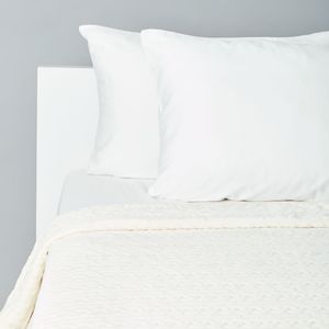 Cable Knit Flannel Blanket - 200x150 cms