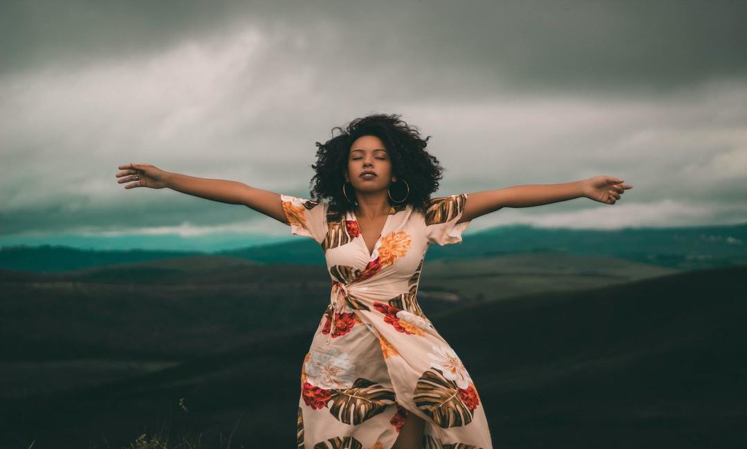 Step up your style game with these fresh clothing trends for women