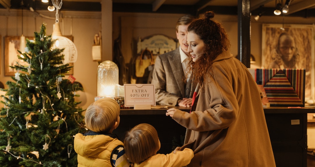 woman-shopping-for-Christmas-gifts